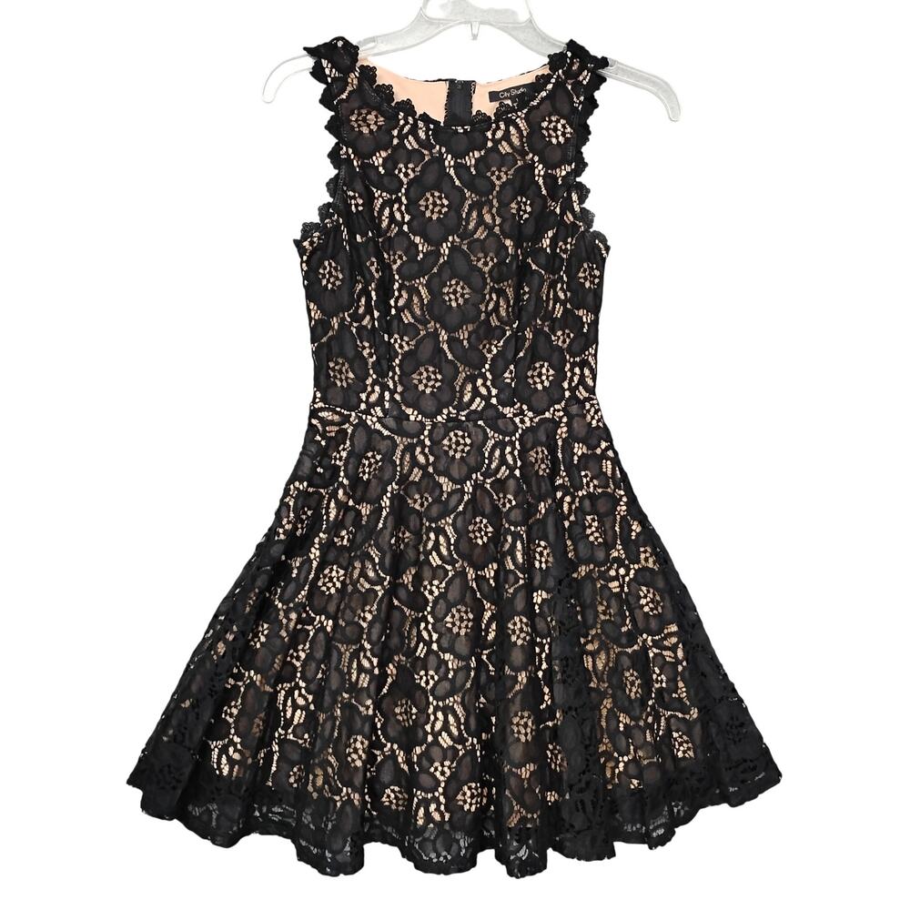 City Studio Lace Dress Size 1 Nude Lining Fit and Flare Cut Back Zipper - Picture 3 of 9